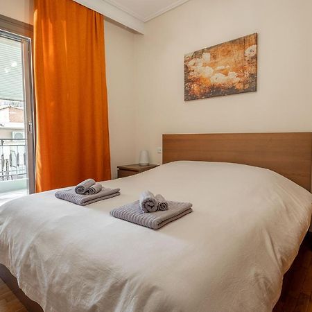 Your Cozy Six Street Apartment Larissa Extérieur photo